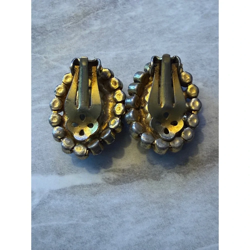 Vintage Amber Glass Rhinestone Clip On Earrings Gold Tone Costume Statement